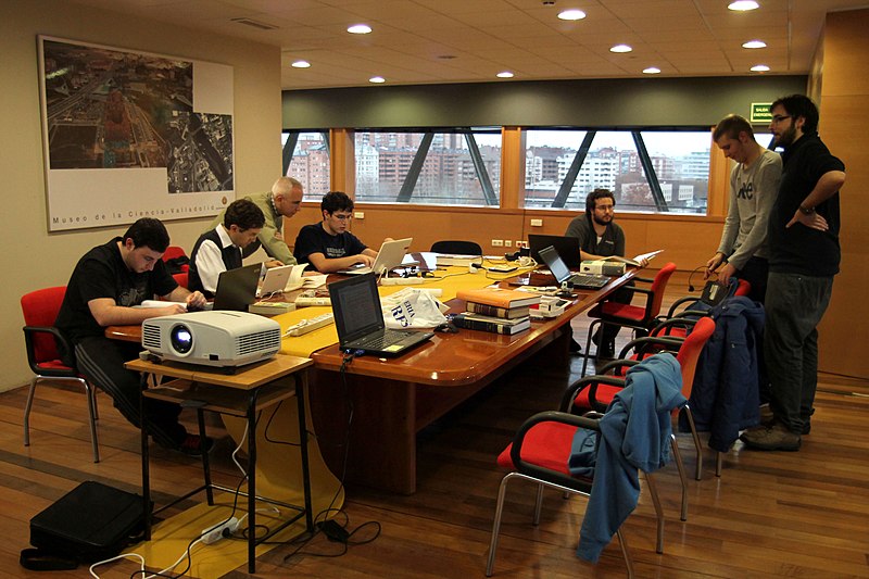 File:Wikimaraton Ciencias 5.jpg