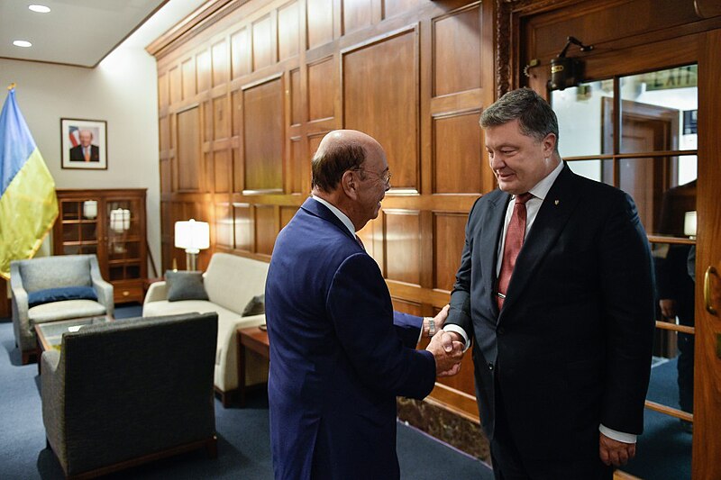 File:Wilbur Ross and Petro Poroshenko, June 2017.jpg