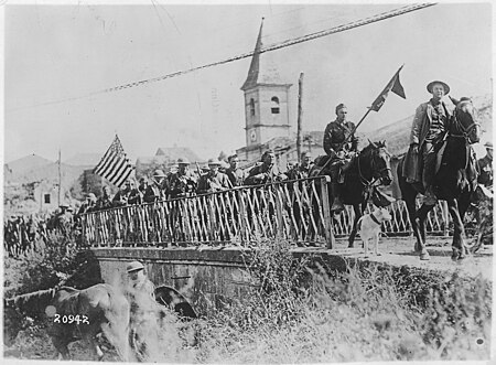 ไฟล์:World War I photographs - NARA - 285372.jpg