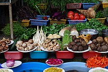 Ingredients used for dishes in Yunnan cuisine Yunnancusine.JPG