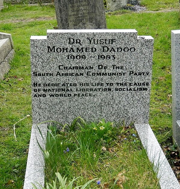 Grave of Yusuf Dadoo