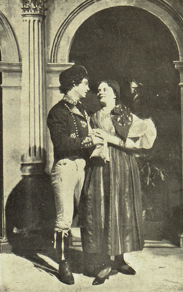 File:Šelma sedlák - Šindler a Bobková, Národní divadlo (Světozor, 1909).png