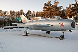 МиГ-19 прибыли в полк в 1963 году.