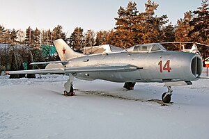Микоян-Гуревич МиГ-19 - Минск - Боровая RP16140.jpg