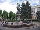 Памятник нарту Сослану на проспекте Мира.jpg