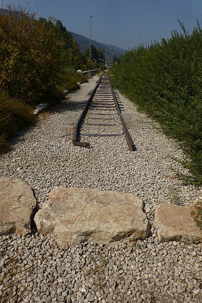 File:רכבת העמק - מעבירי מים והסוללה - צומת העמקים - עמק יזרעאל והגלבוע (36).JPG