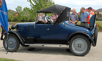 The Nippy Nine, dickie seat open 1925 Rover 9 roadster with dickie seat (15133404684) (cropped).jpg