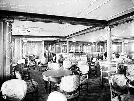 The À la Carte Restaurant, on board the RMS Olympic, very similar to her sister ship, the Titanic
