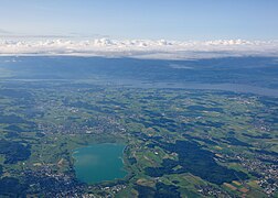 2011-06-14 08-30-11 Switzerland Kanton Zürich Horben Hagenbuech.jpg