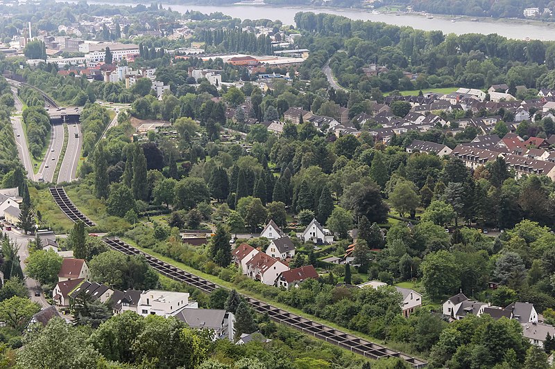 File:2017-08-17-bonn-rabenlay-aussichtsplattform-10.jpg