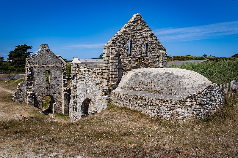 File:2022-07-21-Chapelle Sainte-Anne de l'Île de Batz-0805.jpg