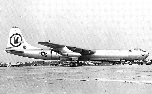 92d Bombardment Wing Consolidated B-36B Peacemaker, AF Ser. No. 49-2065