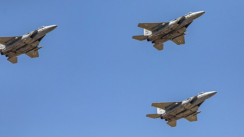 מטוסי F-15 "בז"