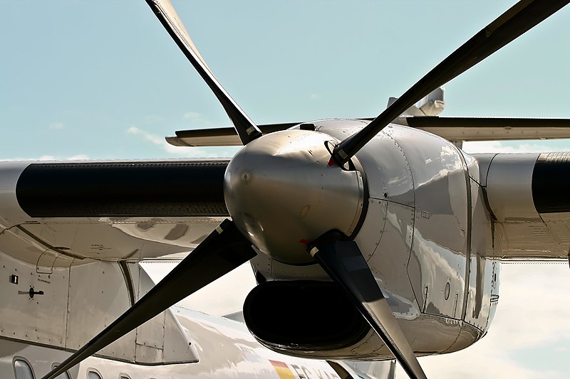 File:Aer Arann Propeller.jpg