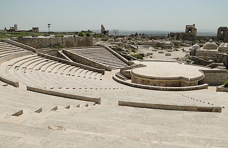 Fail:Aleppo_Citadel_17_-_Theatre.jpg