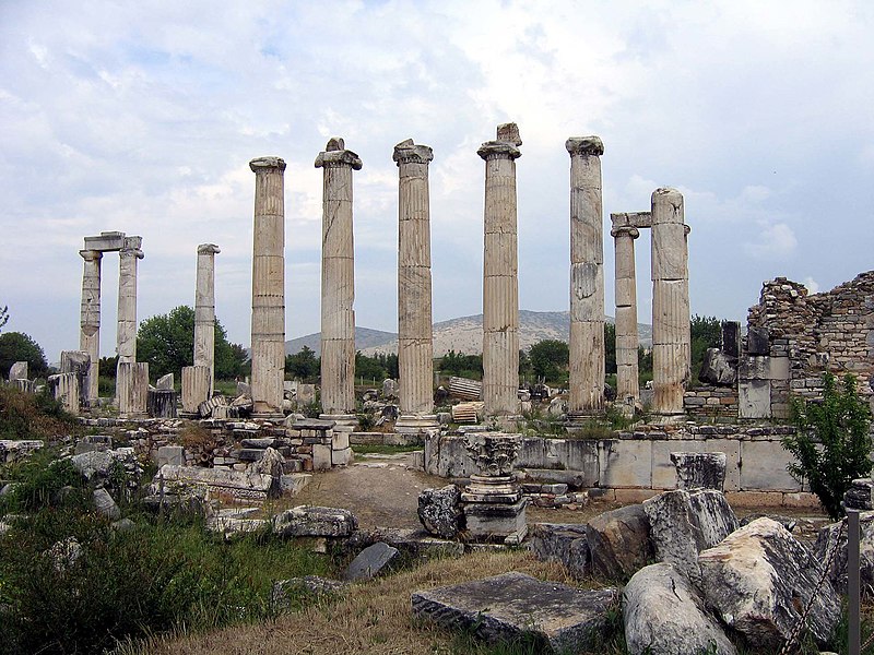 File:Aphrodisias temple22.jpg