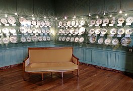 Auxerre - Musee Leblanc-Duvernoy 24.jpg