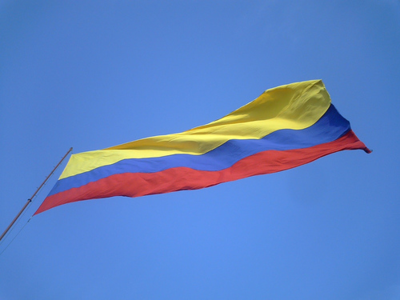 400px-Bandera_(flag)_de_Colombia_by_Edgar.png