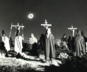 Eclipse De Crucifixión: Narrativa bíblica, Versiones posteriores, Explicaciones