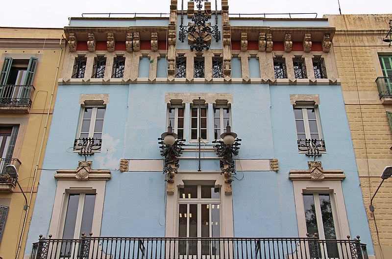 File:Barcelona - Oficina d'Atenció Ciutadana Gràcia.jpg