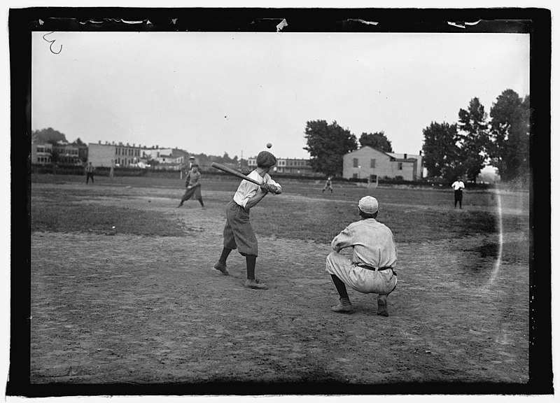 File:Baseball LCCN2016823140.jpg