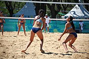 Deutsch: Beachvolleyball bei den Olympischen Jugendspielen 2018; Tag 8, 14. Oktober 2018; Mädchen, Achtelfinale – Mexiko-China 0:2 (15–21/16–21) English: Beach volleyball at the 2018 Summer Youth Olympics at 14 October 2018 – Girls Round of 16 – Mexico-China 0:2 (15–21/16–21)