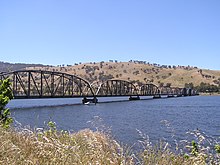 BethangaBridgeHumeDamMurrayRiver.jpg