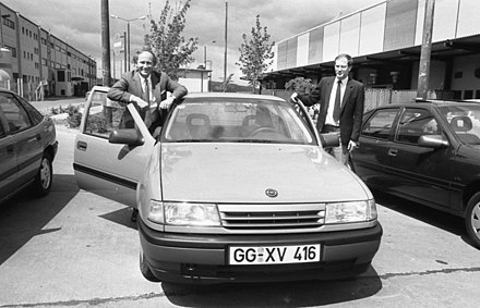 Presentation of the Opel Vectra at the (AWE) plant at Eisenach in May 1990.  Assembly of the Vectra at the old Wartburg plant started five months later. One year after that the AWE plant closed, and another year later vehicle production started at Opel's new plant across the town.
