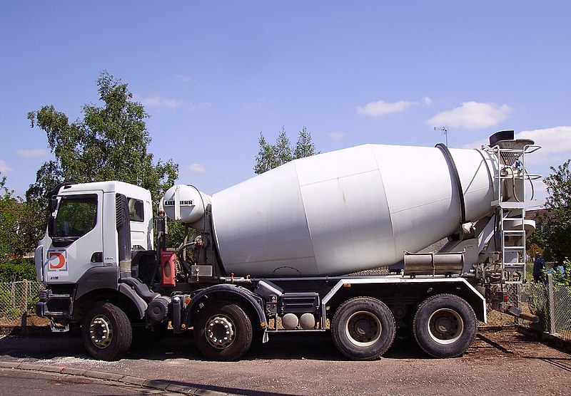 File:Camion malaxeur1 (8541120100).jpg