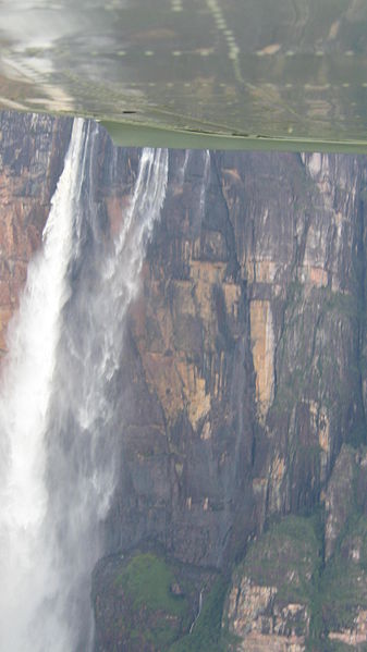 File:Canaima 110514-15.JPG