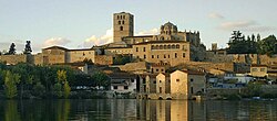 Duero river over the city of Zamora.