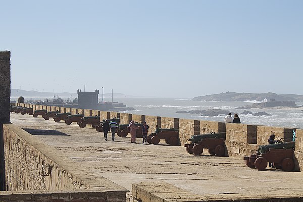 Image: City Walls , Essaouira   panoramio (24)