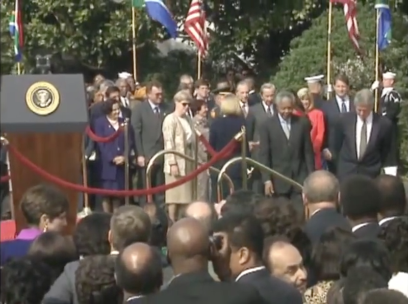 File:Clintons host state dinner for Mandela in 1994A.png