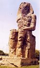 Colossi di Memnone a Kom el-Hettan: il colosso di sinistra