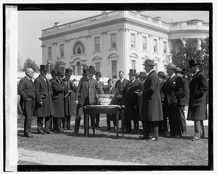 File:Coolidge tennis drawing, (3-17-24) LOC npcc.10745.jpg