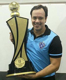 <span class="mw-page-title-main">Dado Cavalcanti</span> Brazilian football manager and former player