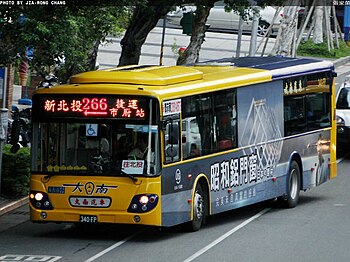 Danan Bus 340-FP left side 20140730.jpg