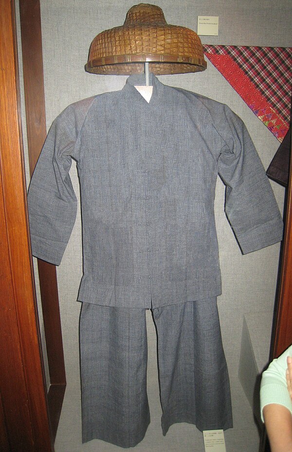 Traditional Tanka people clothes in a Hong Kong museum.