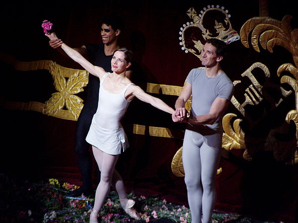 Darcey Bussell, Carlos Acosta and Gary Avis curtain call for Song of the Earth, 8 June 2007