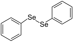 Structural formula of diphenyl diselenide