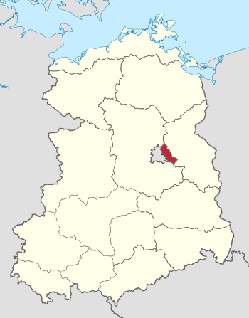 East Berlin is shown in red.