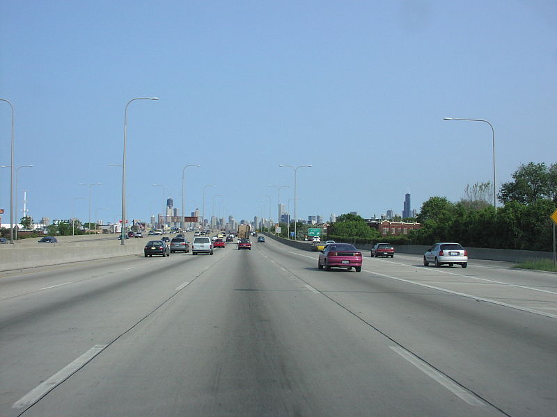 File:Eastbound Kennedy Expressway.jpg