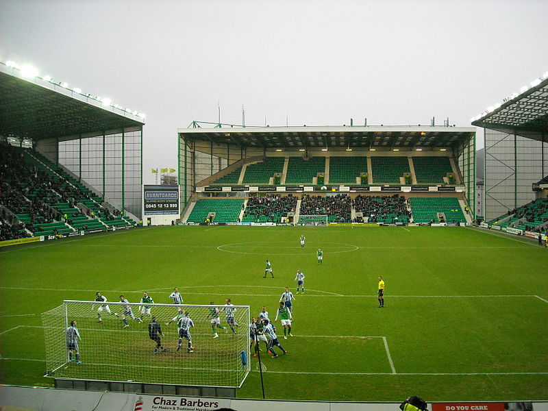 File:Easter Road - Hibernian v Kilmarnock 2012.jpg