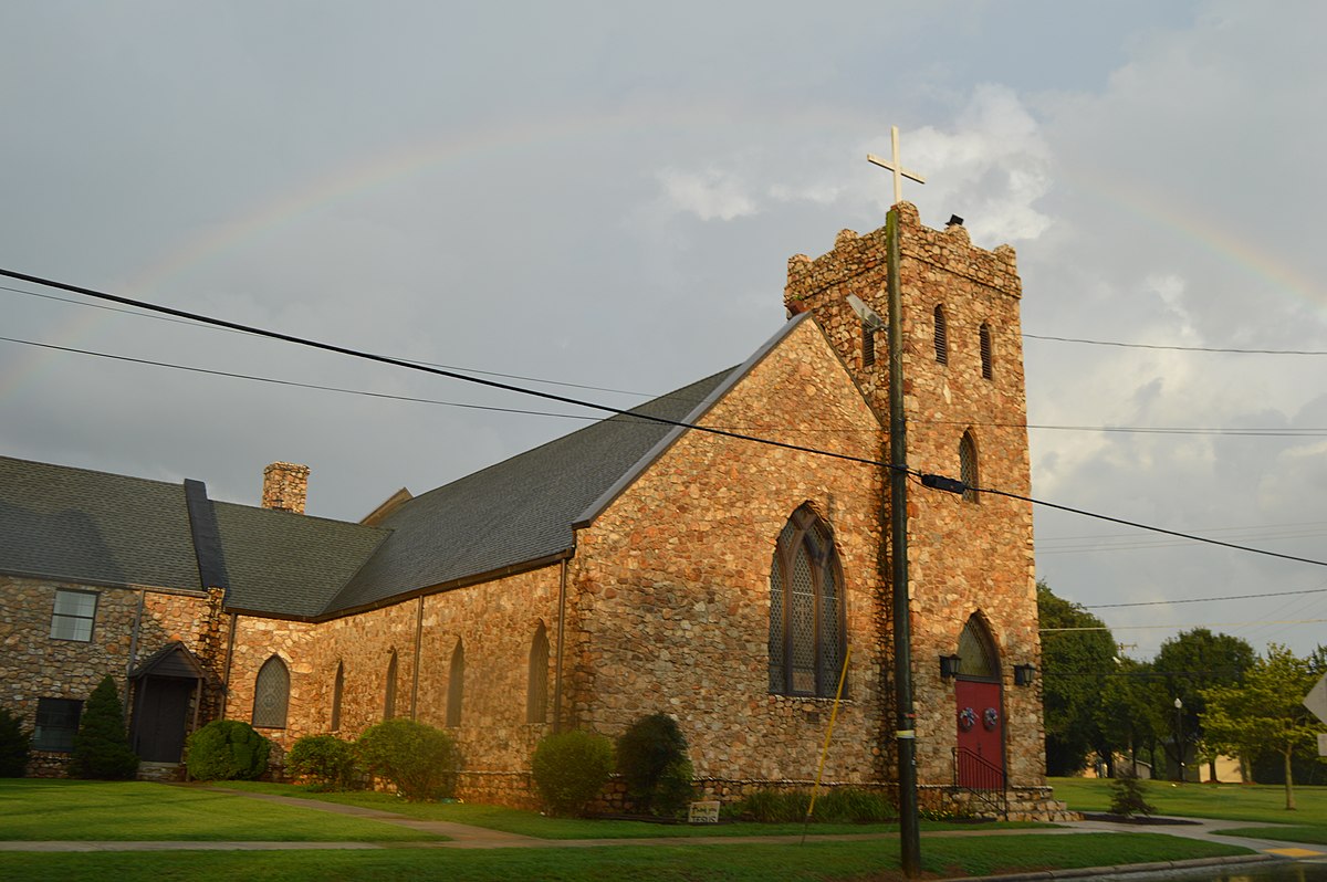 St luke's. Епископальная Церковь.