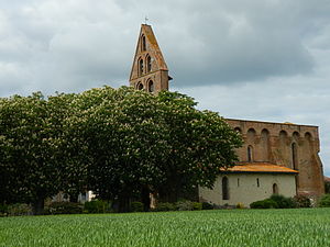 Eglise de Poucharramet.JPG