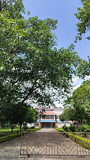 Thumbnail for File:Entrance of Tezpur University auditorium.jpg