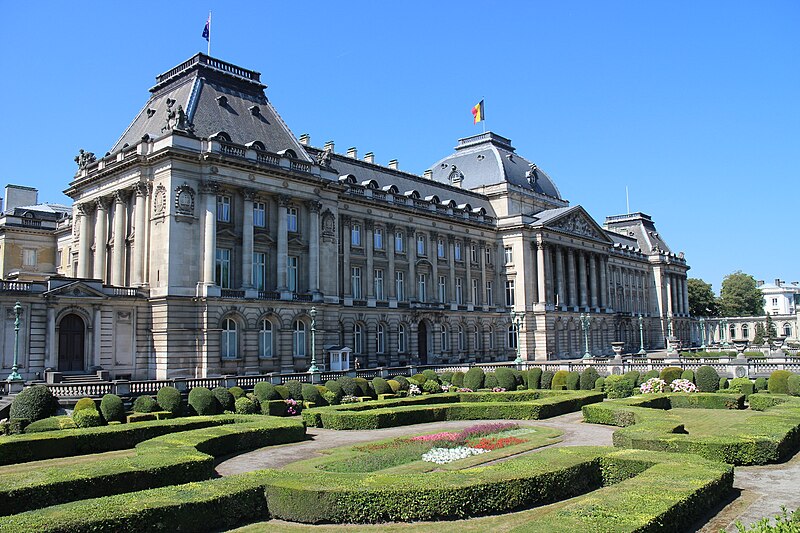 File:Exterior of the Royal Palace, Brussels 20180629.jpg