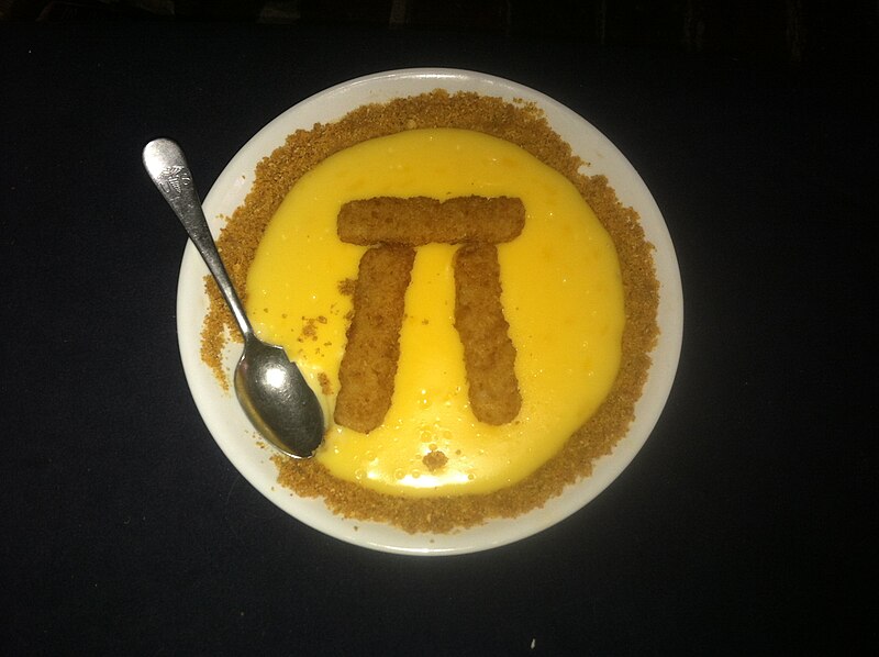 File:Fishfingers & Custard Pi-Pie.JPG