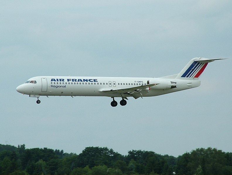 File:Fokker 100 Air France (Regional), HAM Hamburg (Fuhlsbuttel), Germany PP1122901404.jpg