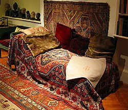 Freud's couch, London, 2004